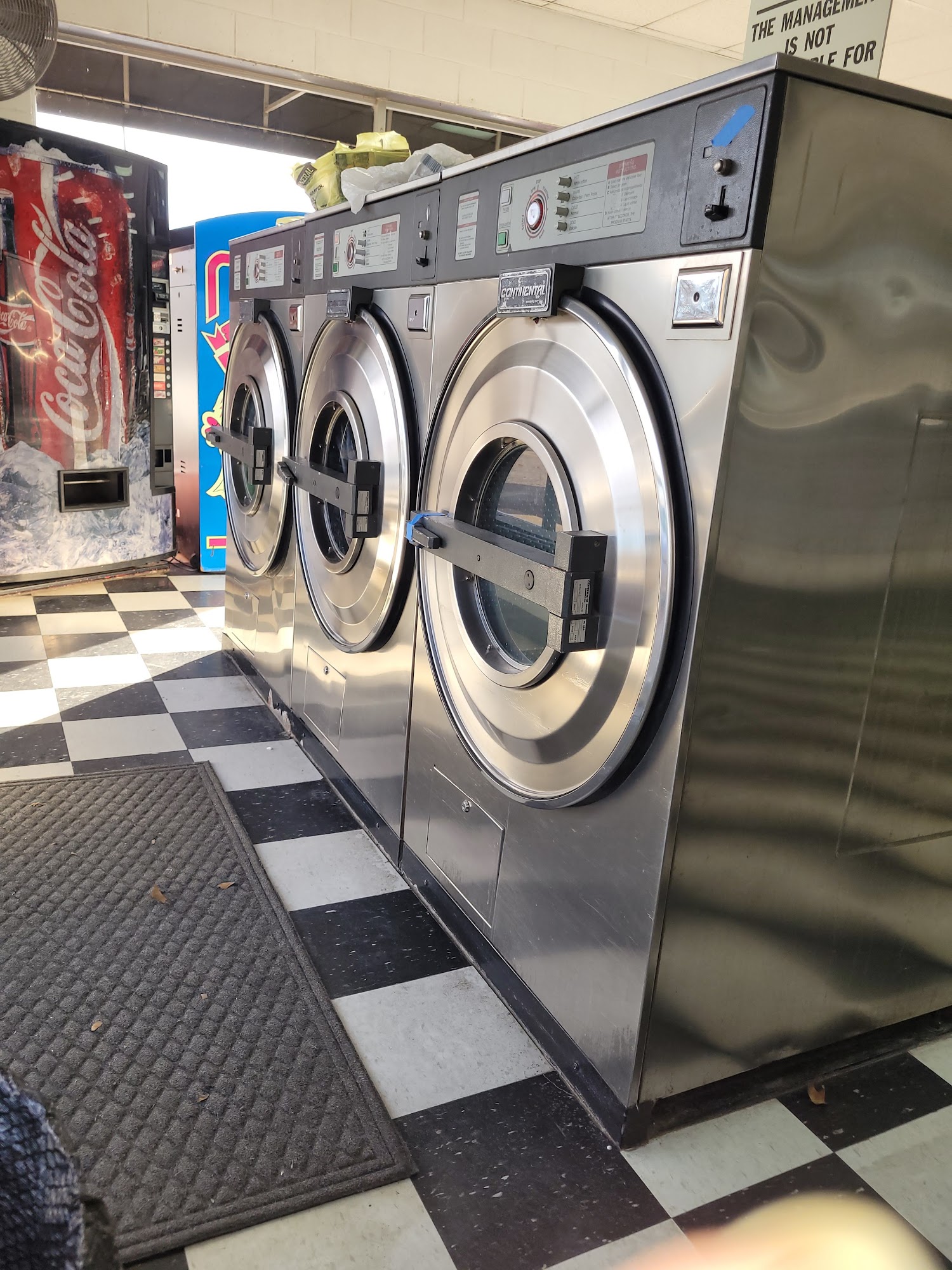 Bonner Springs Laundry