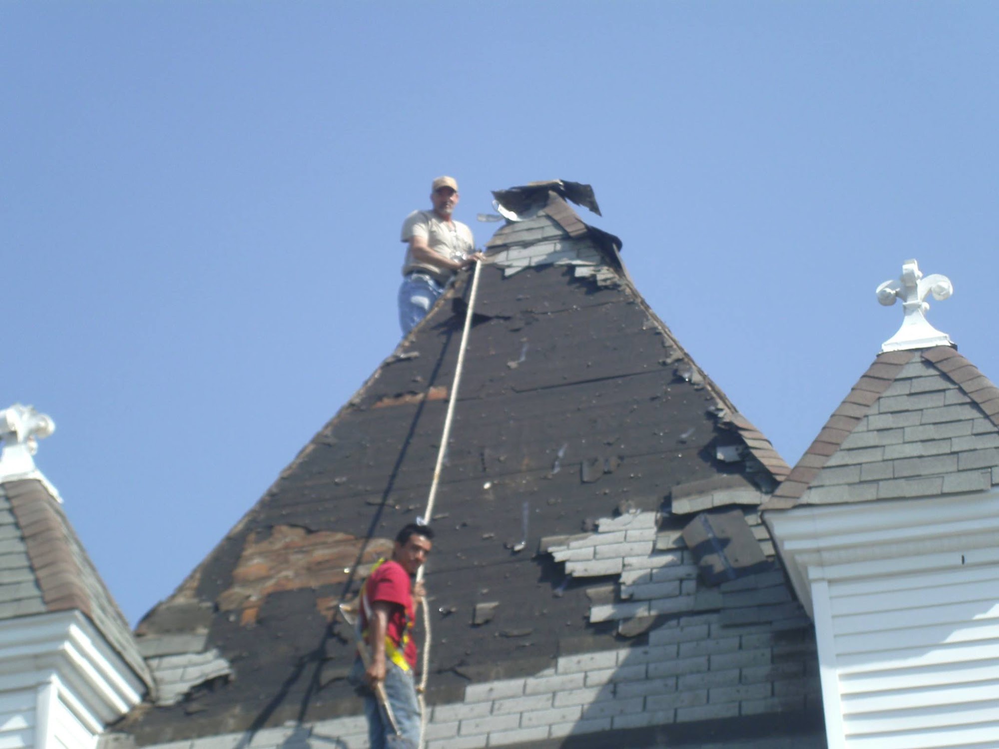 South Roofing and Contracting LLC 1704 W Main St, Independence Kansas 67301