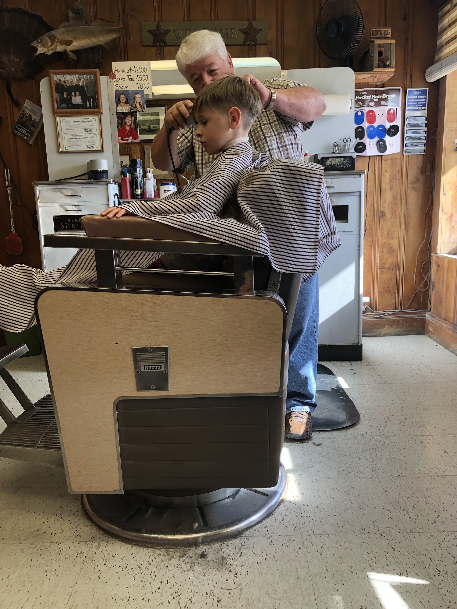 David's Barber Shop 771 Main St, Pleasanton Kansas 66075