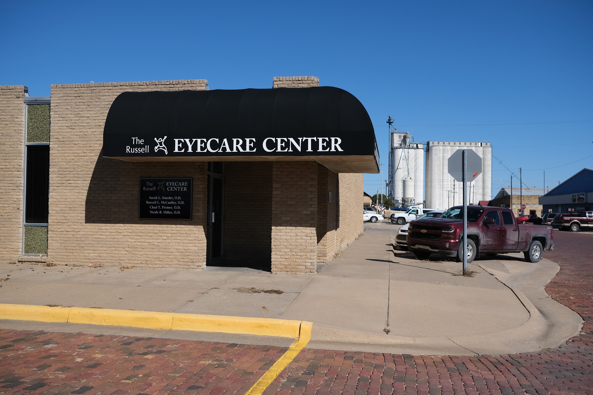Russell Eyecare Center 702 N Kansas St #2043, Russell Kansas 67665