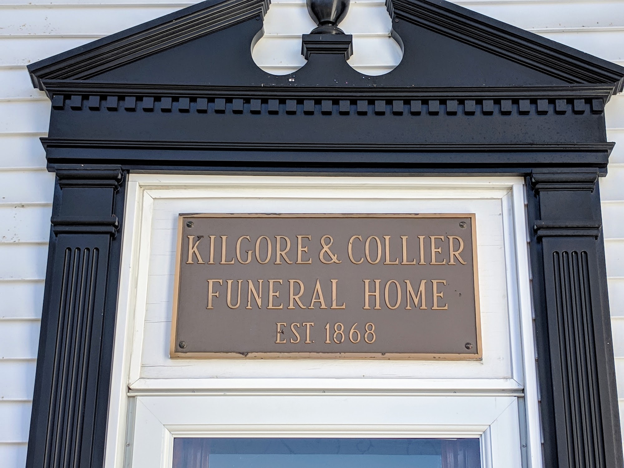 Kilgore & Collier Funeral Home 2702 Panola St, Catlettsburg Kentucky 41129