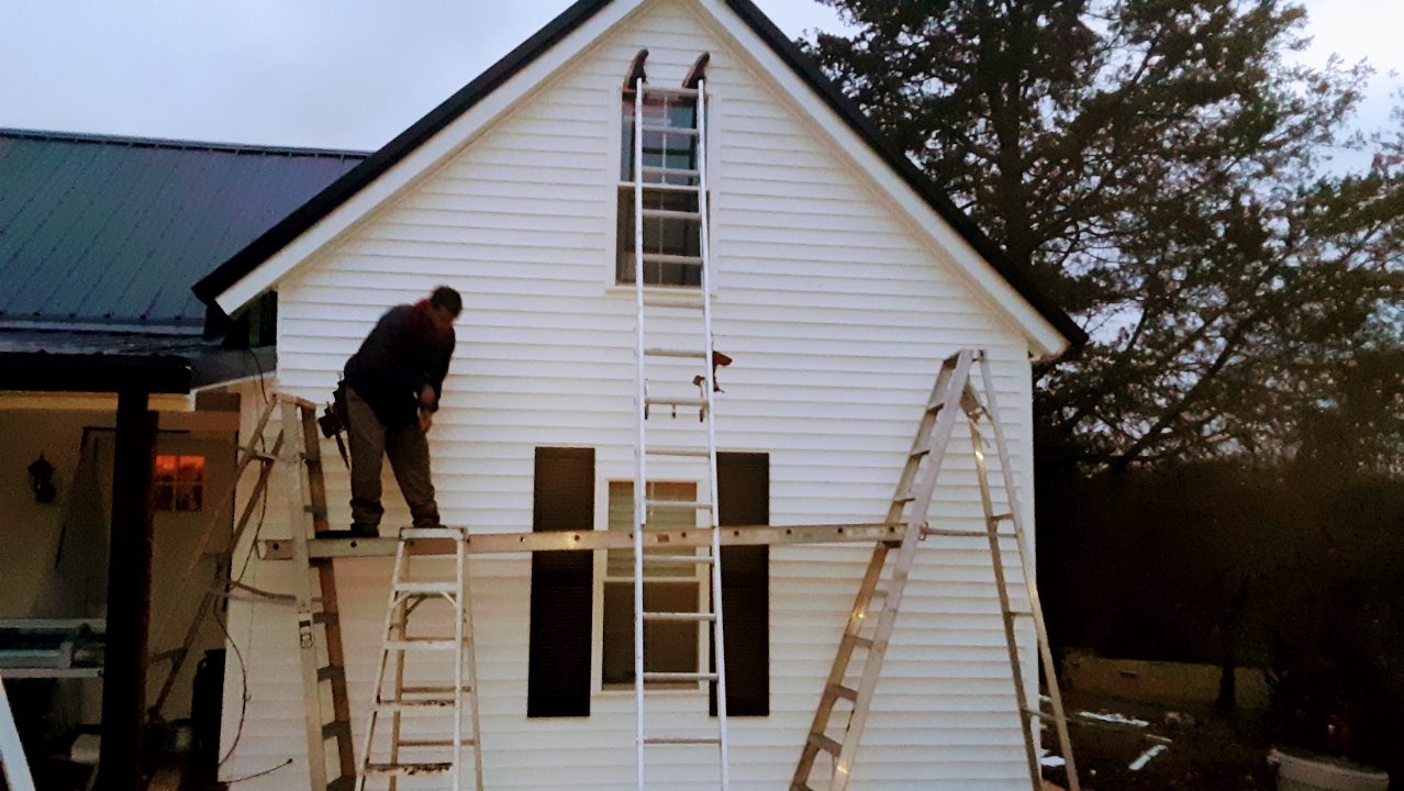 Mgr Roofing