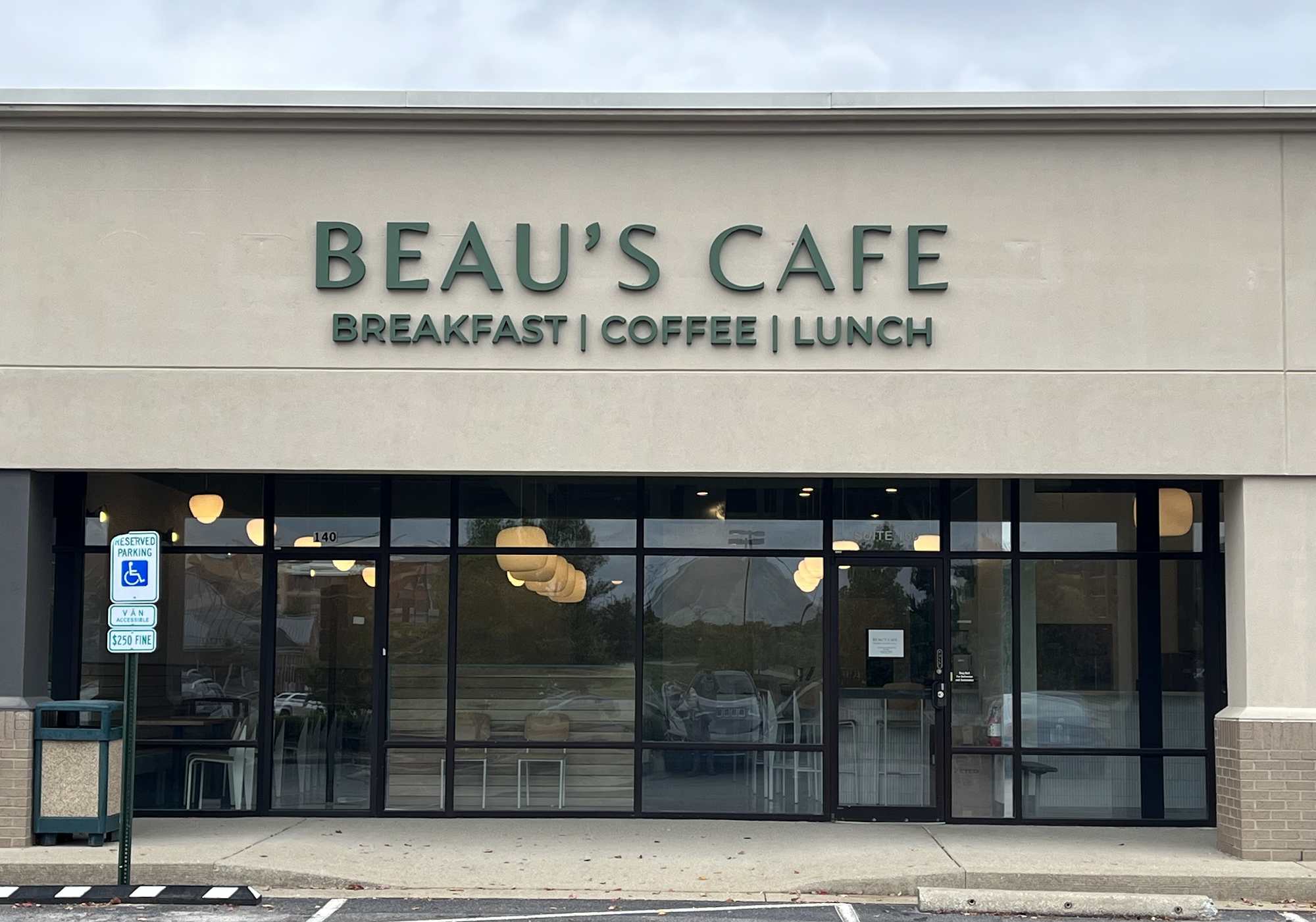 Beau's Cafe