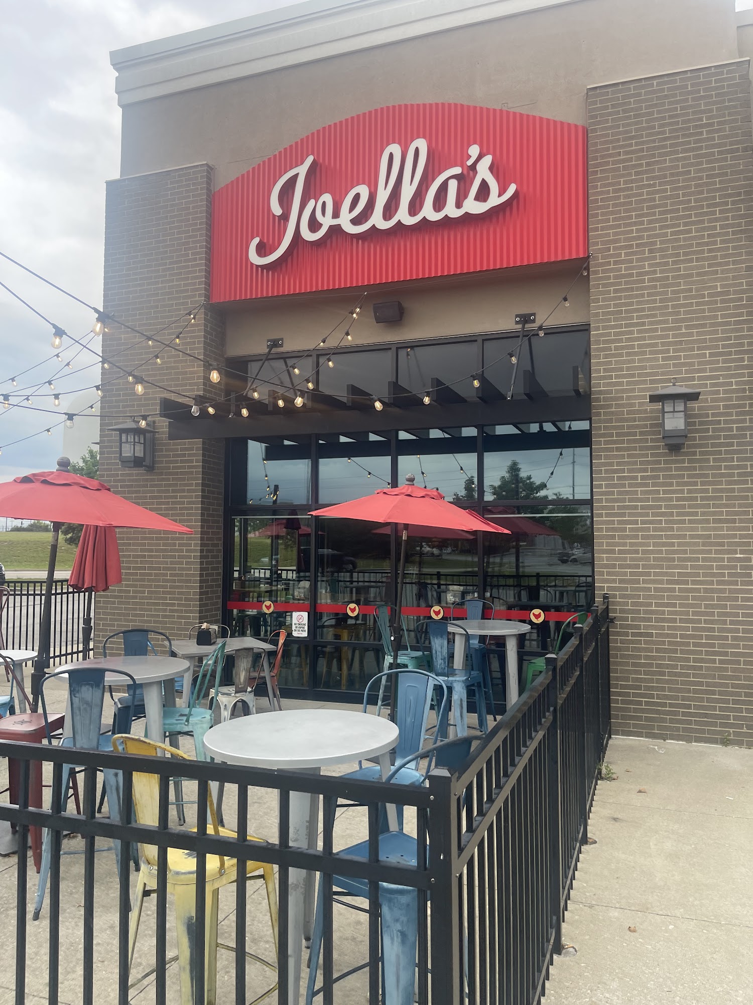 Joella's Hot Chicken - Middletown