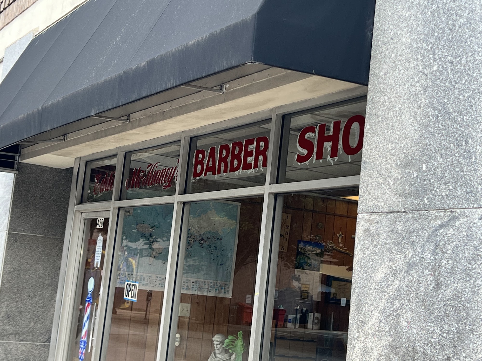 Eddie Mckinney's Barber Shop
