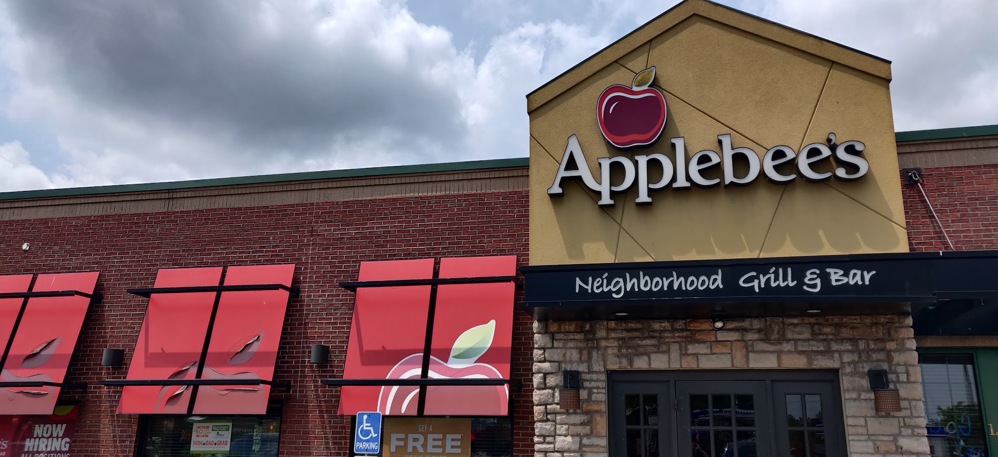 Applebee's Grill + Bar