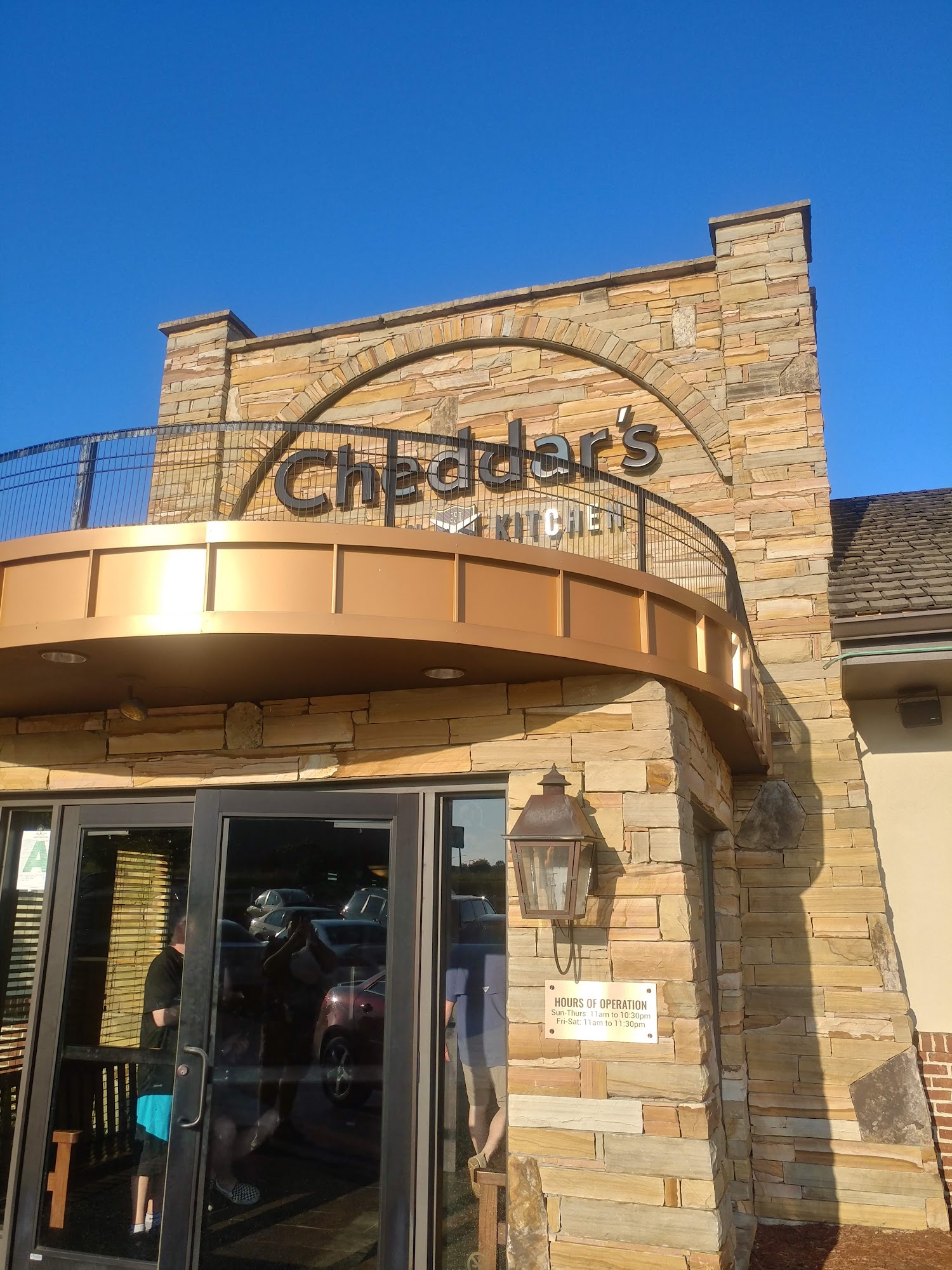 Cheddar's Scratch Kitchen