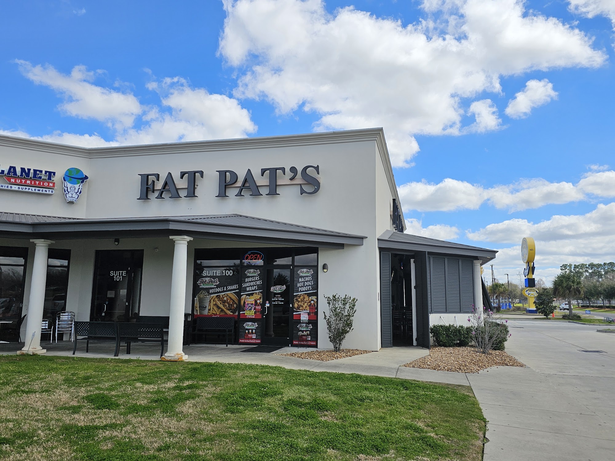 Fat Pats Bar and Grill
