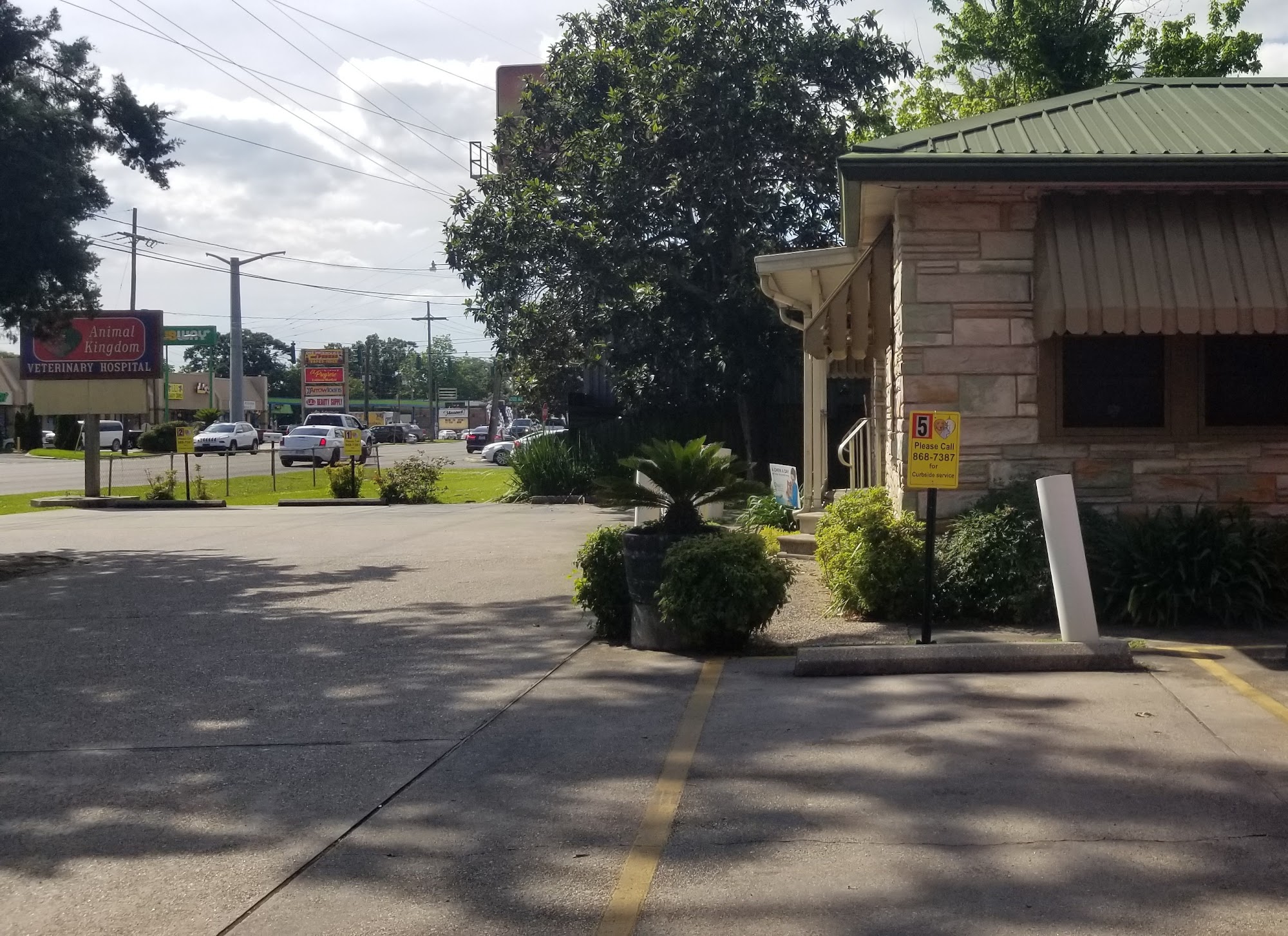 Animal Kingdom Veterinary Hospital Houma