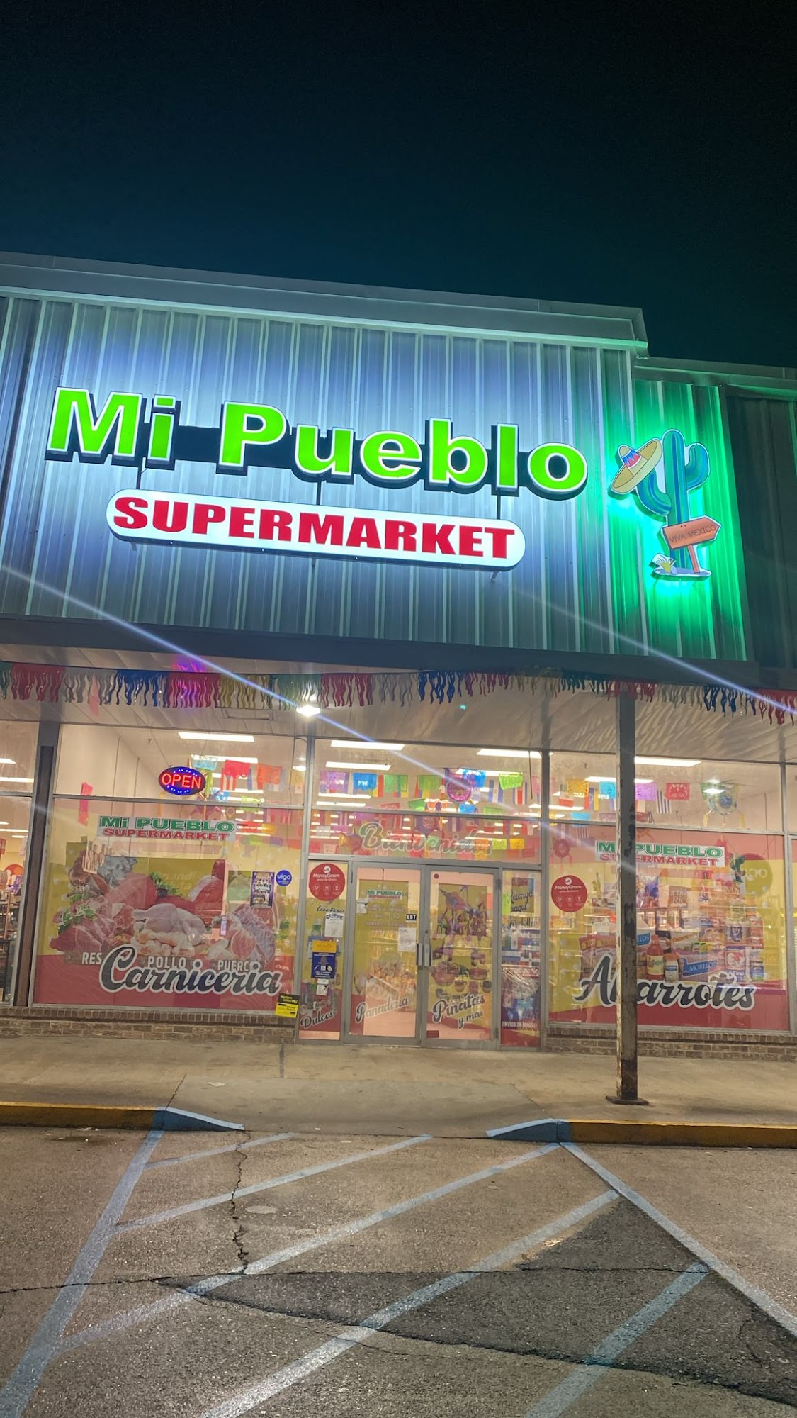 Mi Pueblo Supermarket