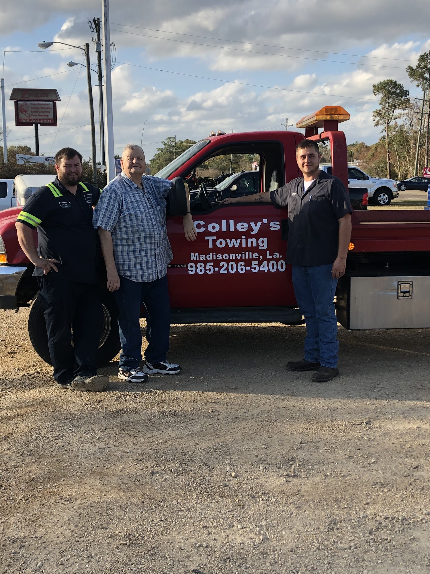 Colley' Towing and transport services LLC