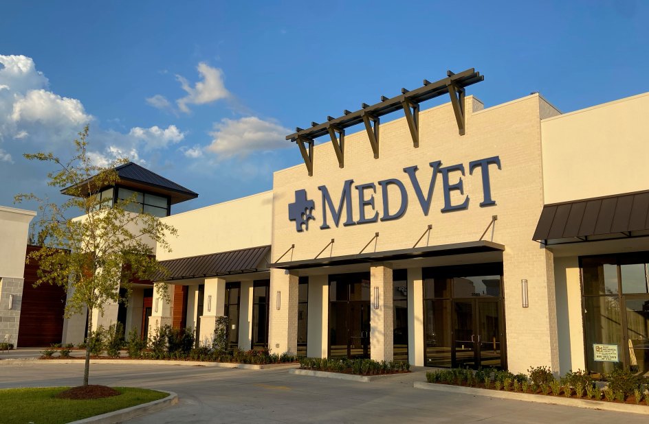 Veterinary Emergency-Critical Mandeville