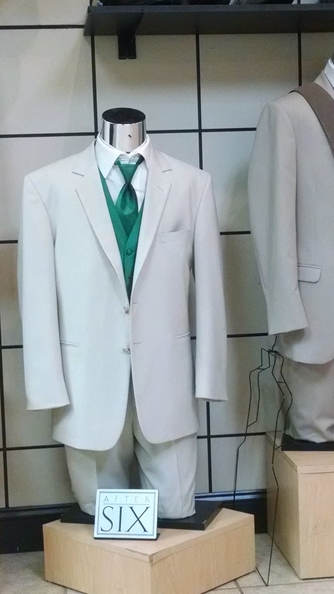 Squires Formalwear