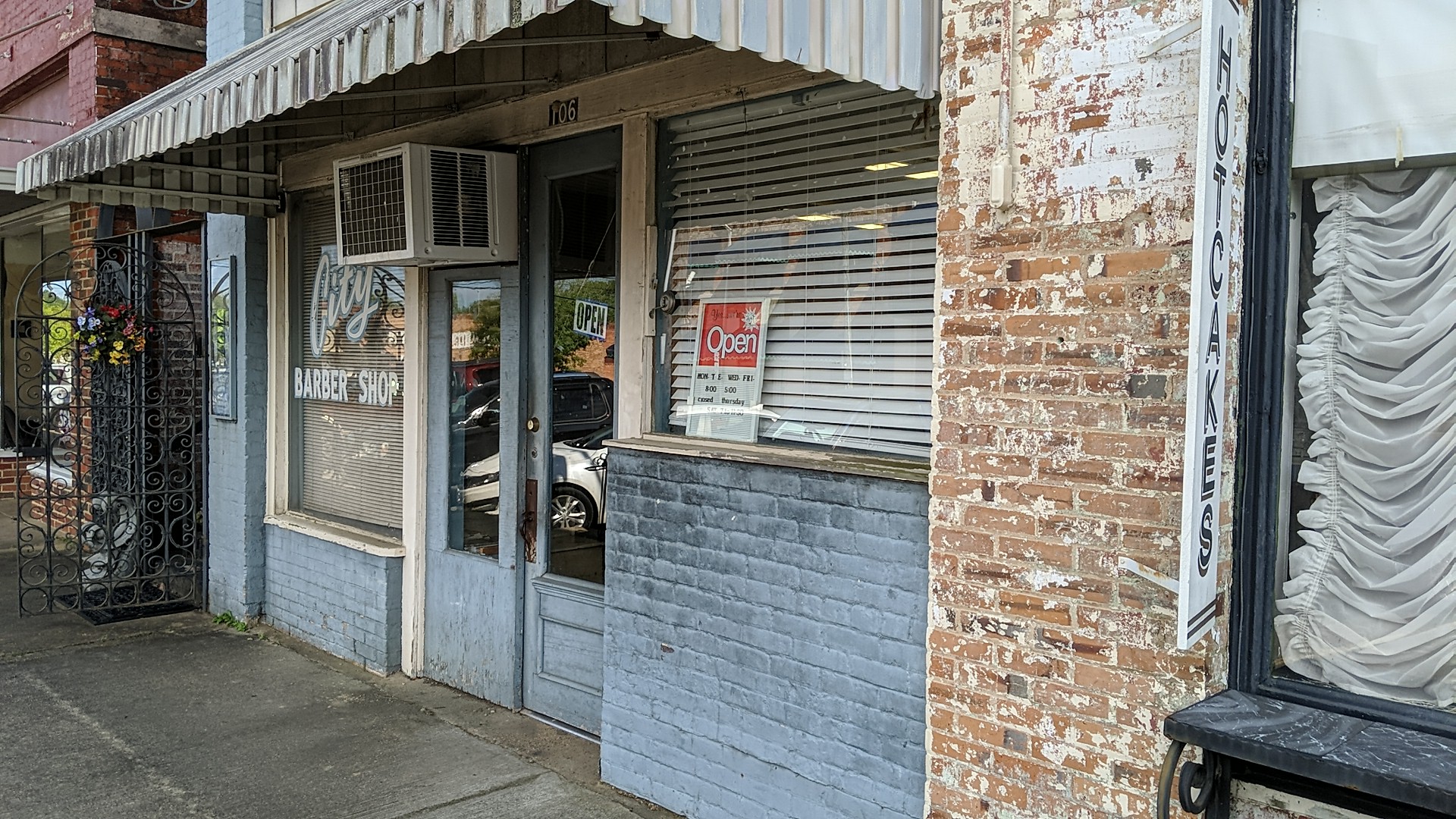 City Barber Shop 106 E Main St, Winnfield Louisiana 71483