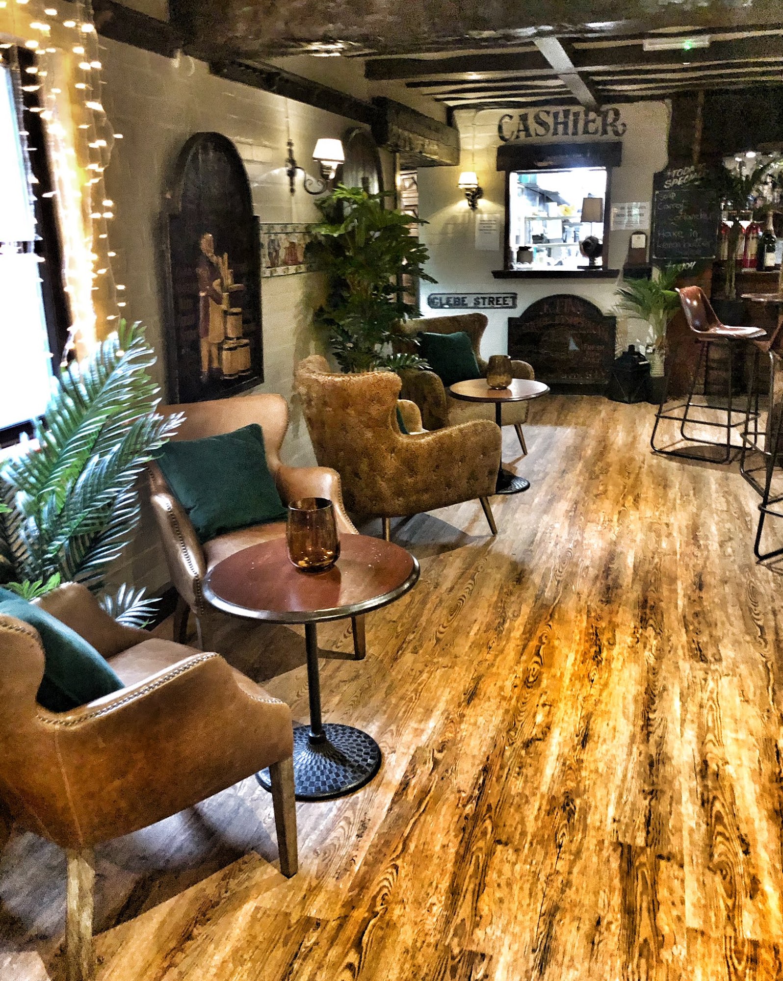 Guy's Eating Establishment