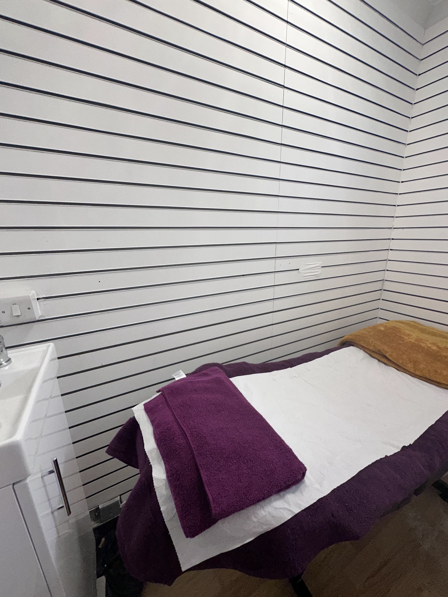 Maya Beauty Salon Lincoln