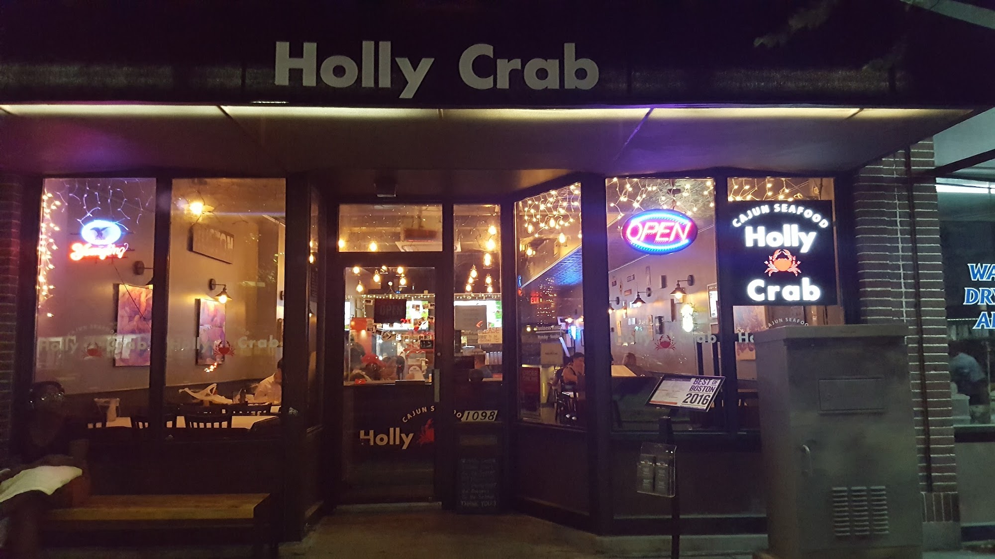 Holly Crab Mad For Chicken