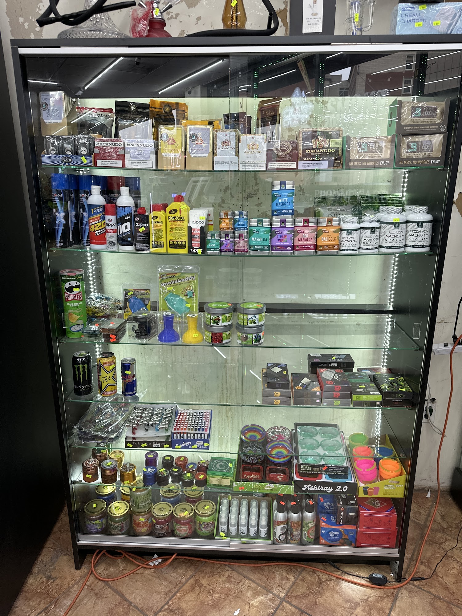 Tremont smoke shop and Variety