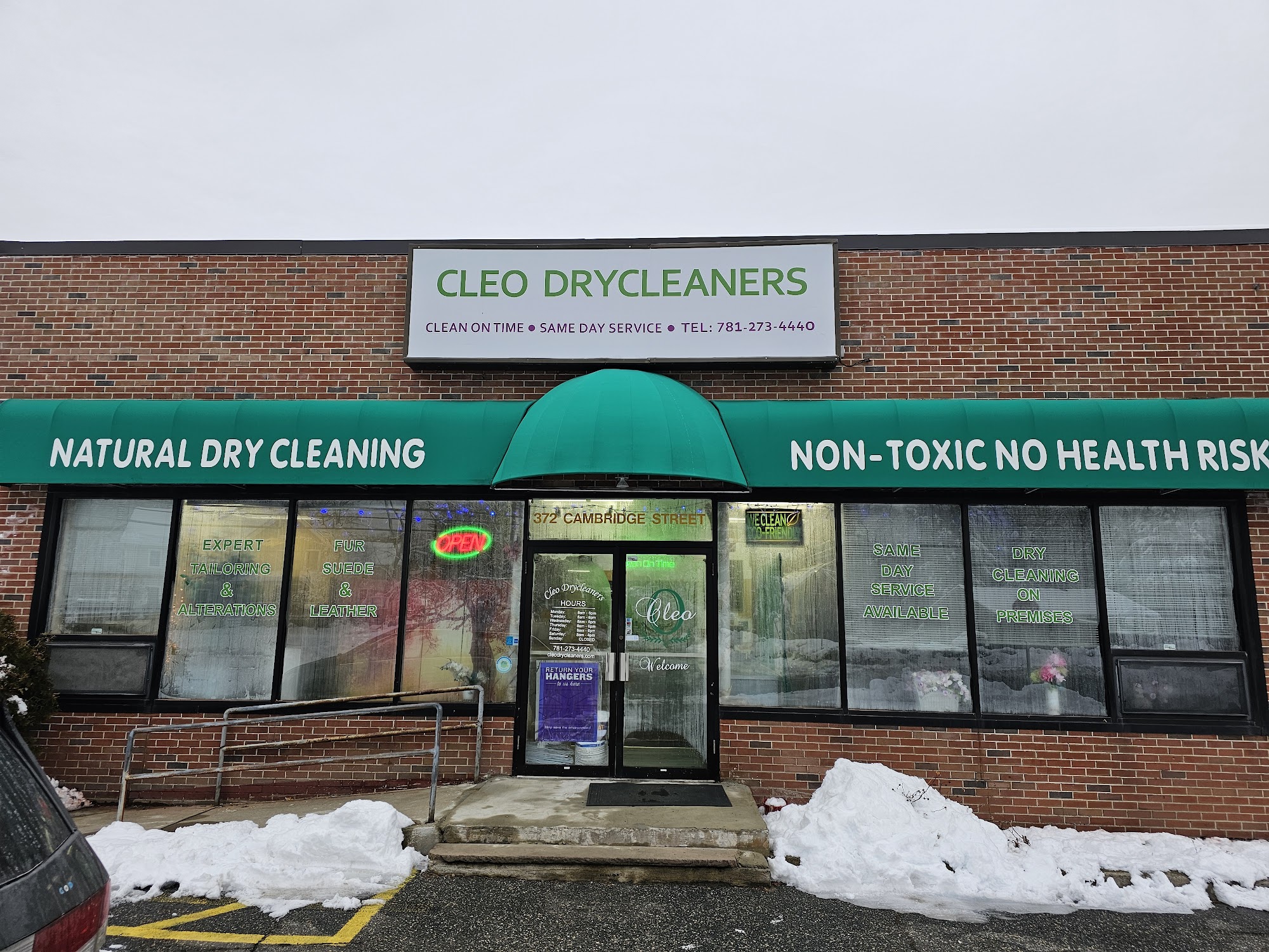 Cleo Drycleaners