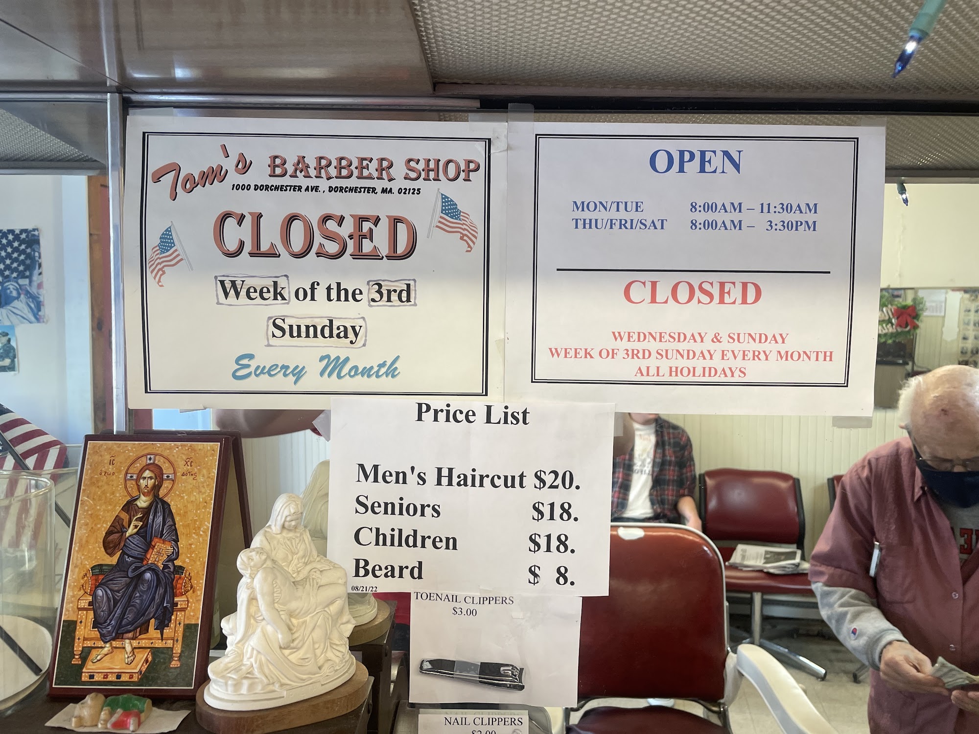 Tom's Barber Shop