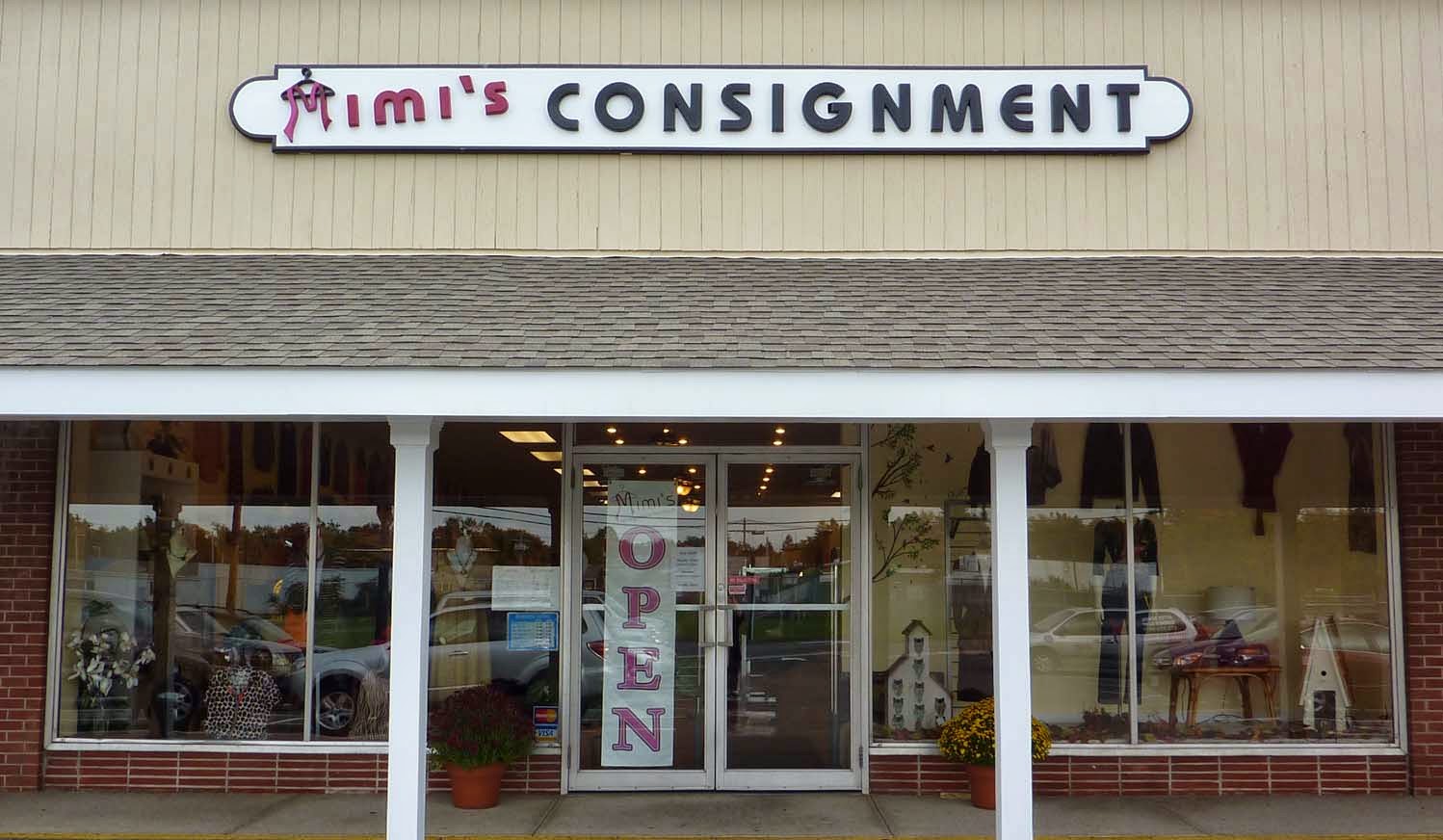 La Glam Consignment Boutique (FORMERLY Mimi's Consignment Boutique)