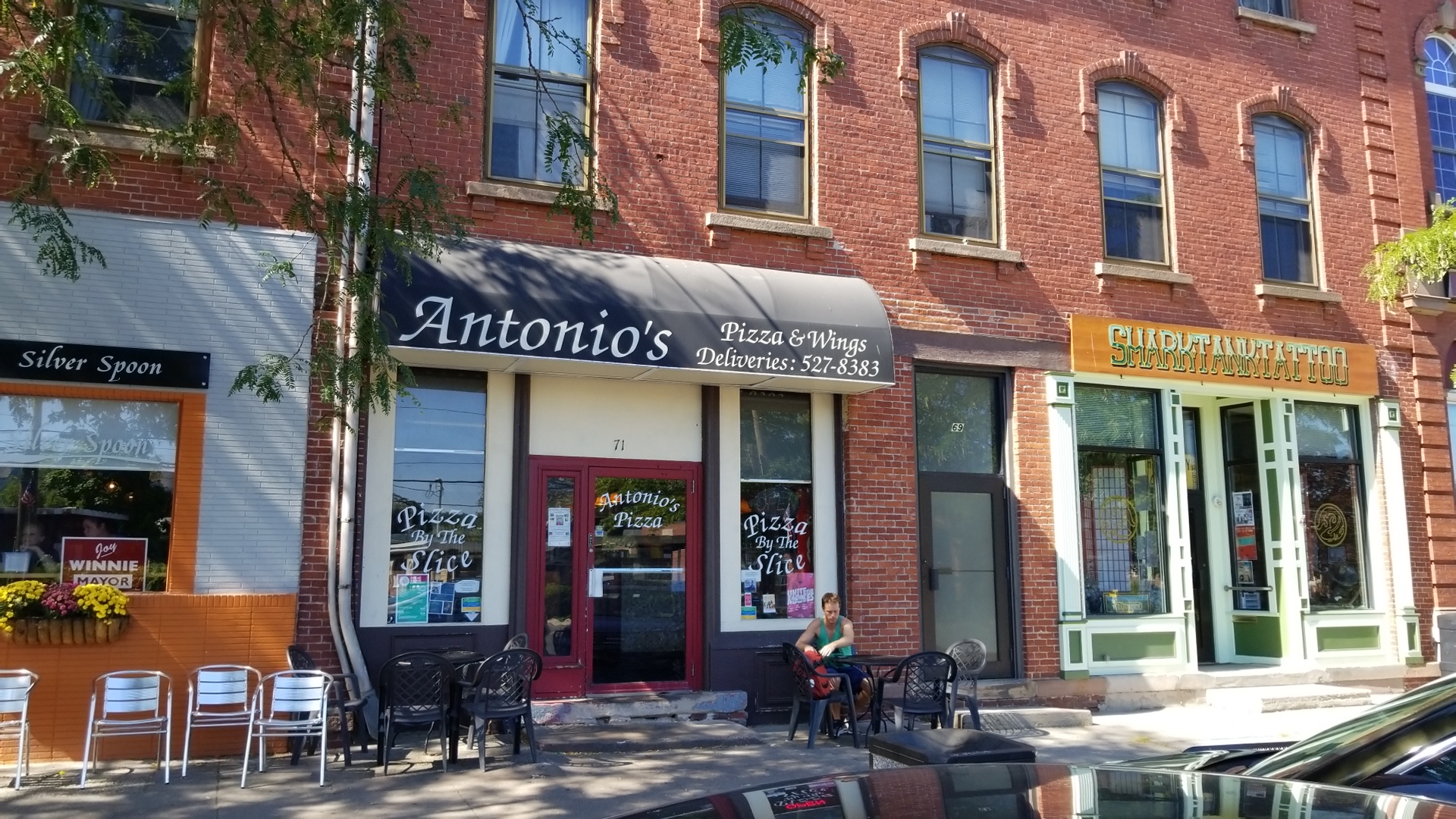 Antonio's Pizza & Wings