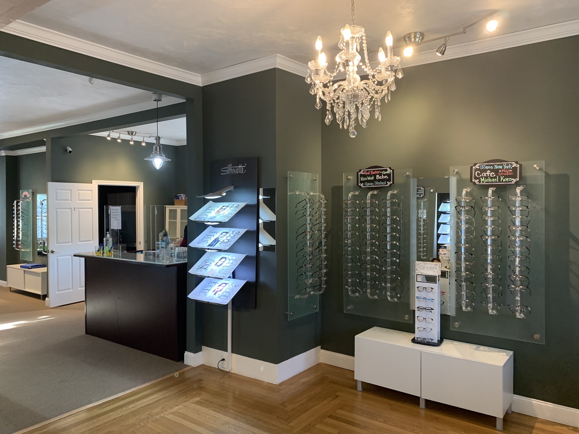 Wise Eye Care / Dr. Linda Wise