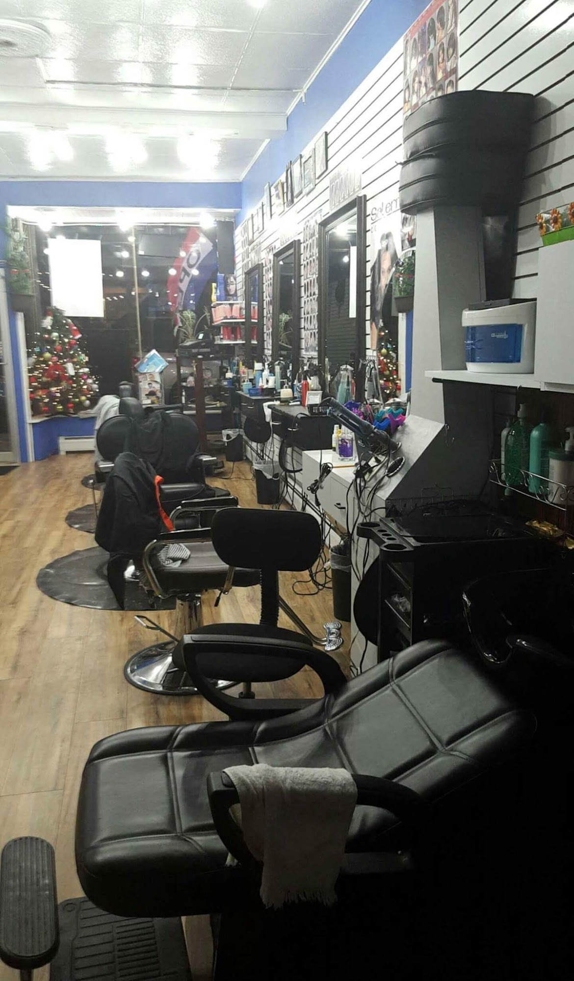 Anthony's And Cary's Barber Shop 611 Main St, Great Barrington Massachusetts 01230