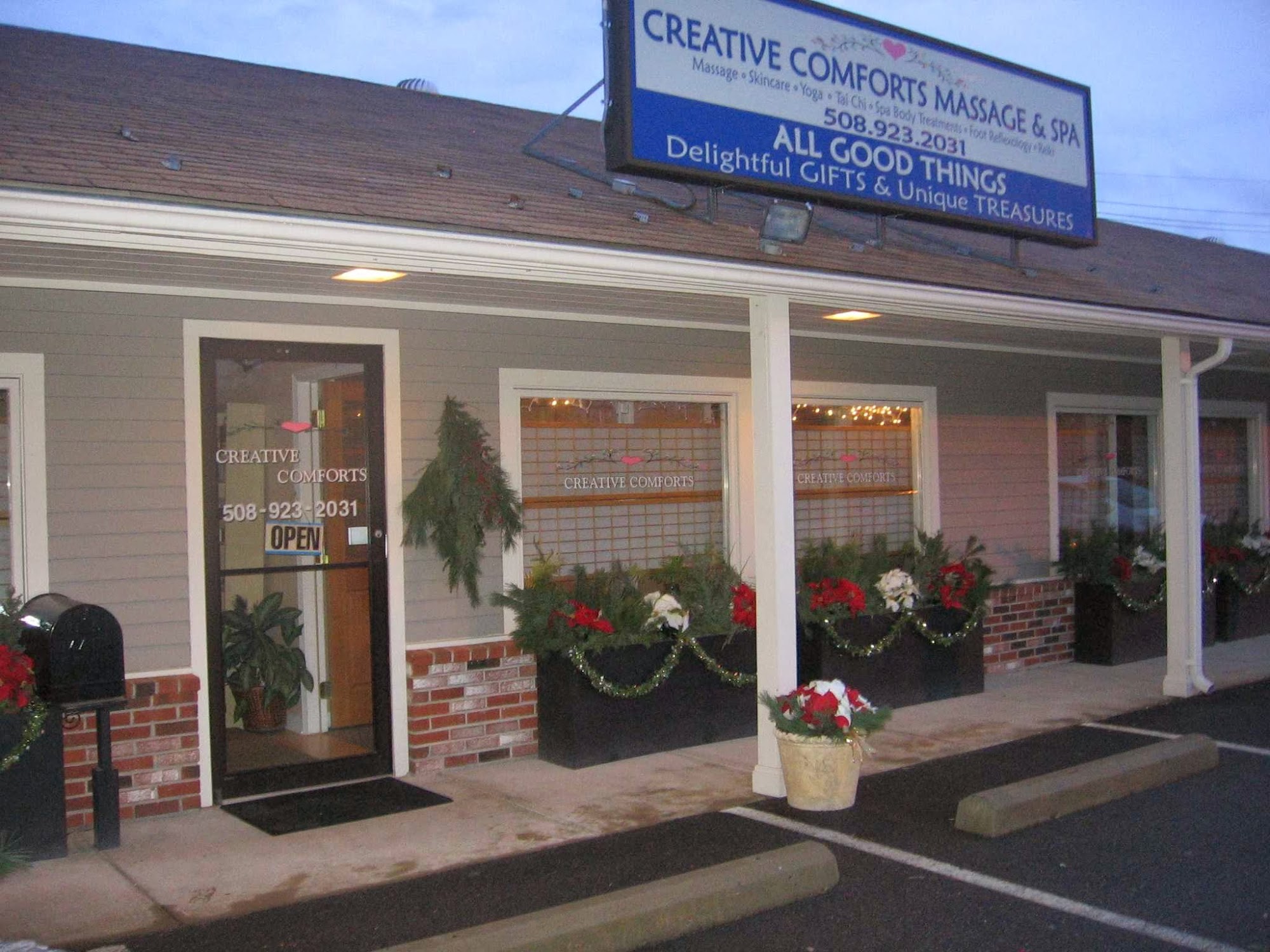 Creative Comforts Massage & Spa 12 Harding St, Lakeville Massachusetts 02347