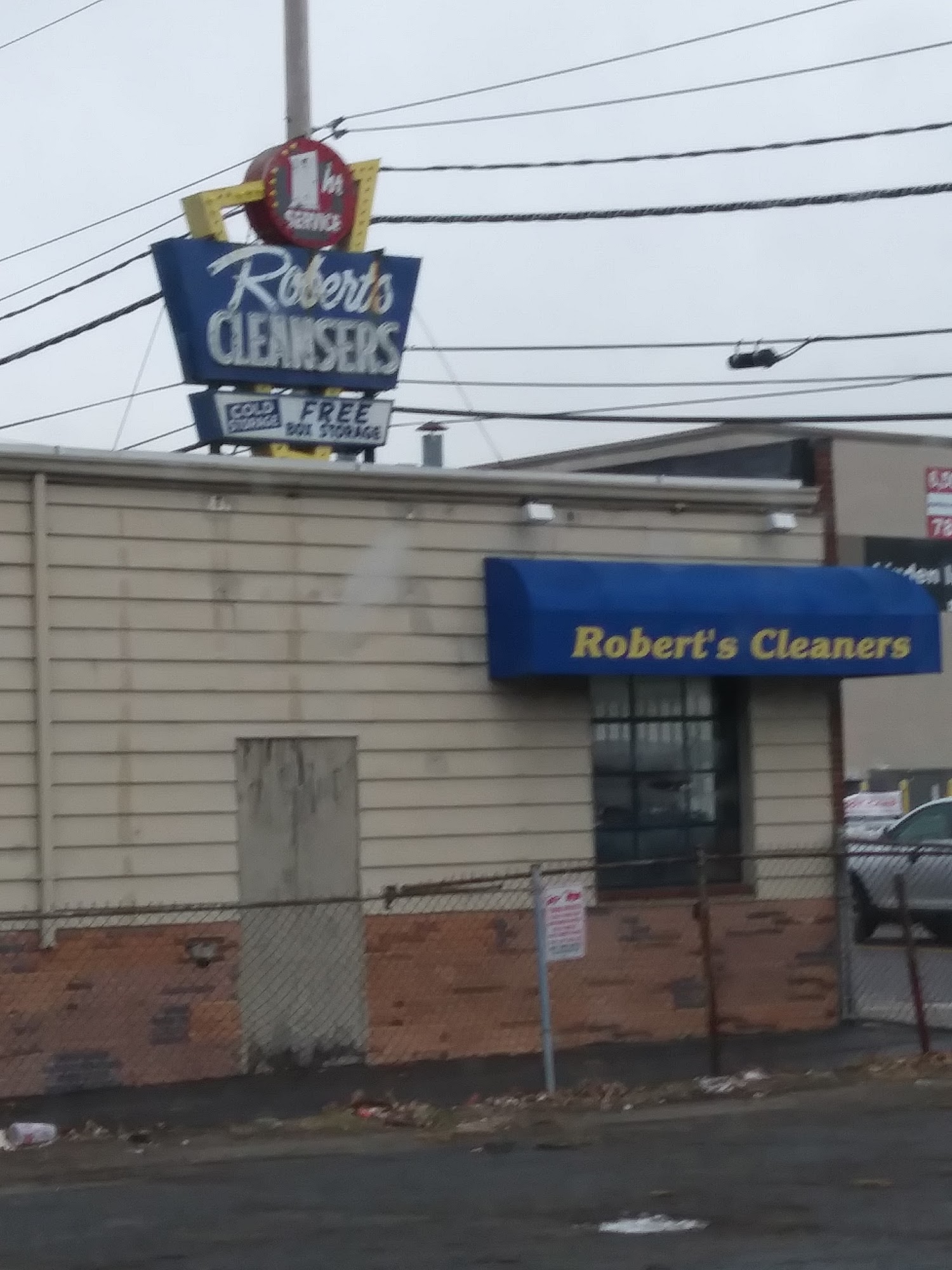 Roberts Cleaners