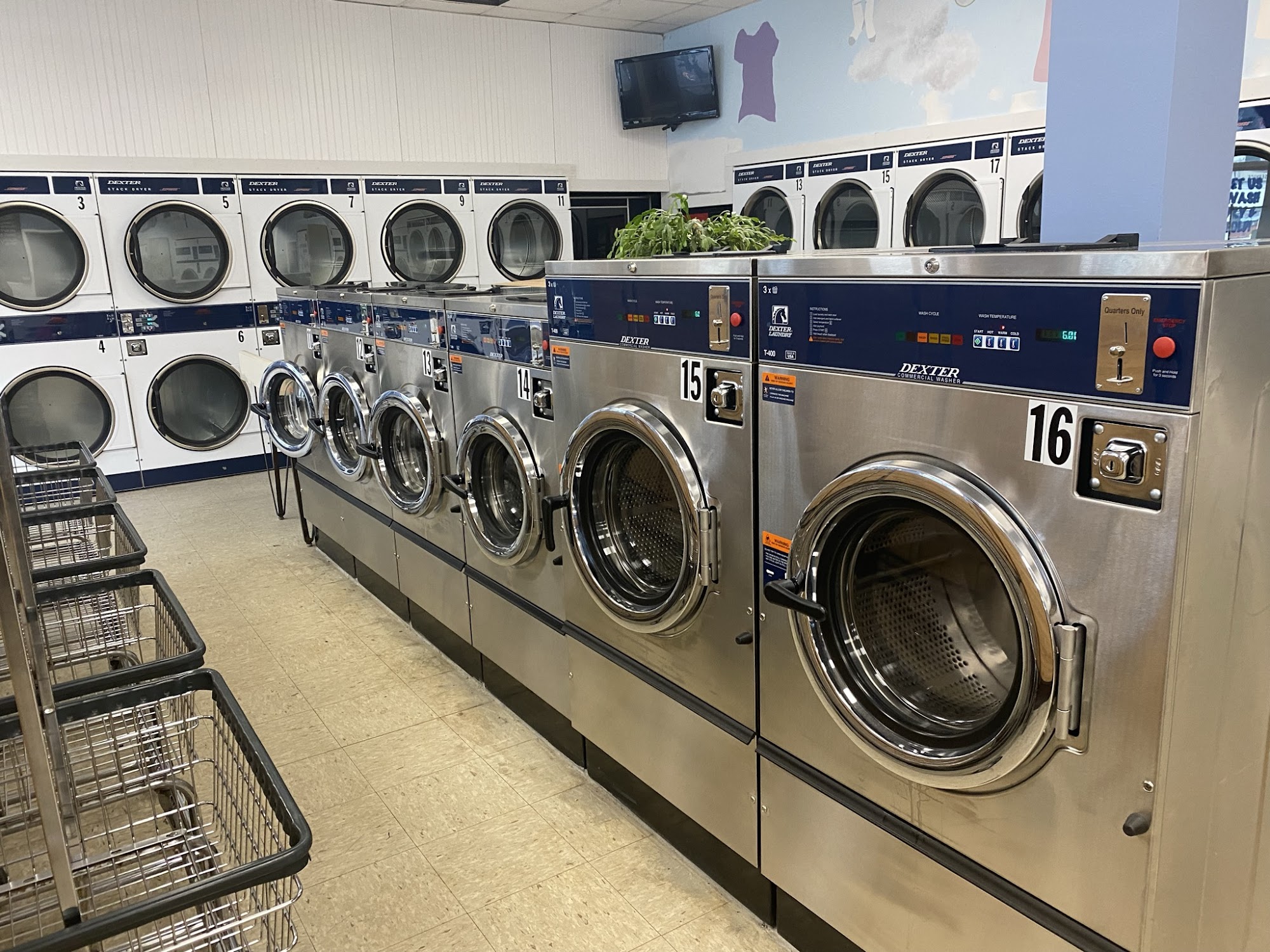 Robert's Laundromat