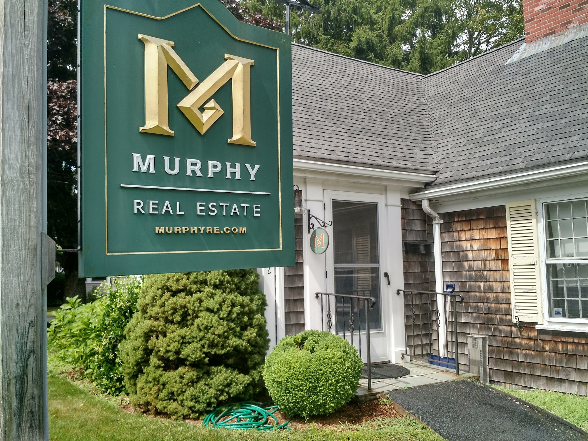 Murphy Realtors INC