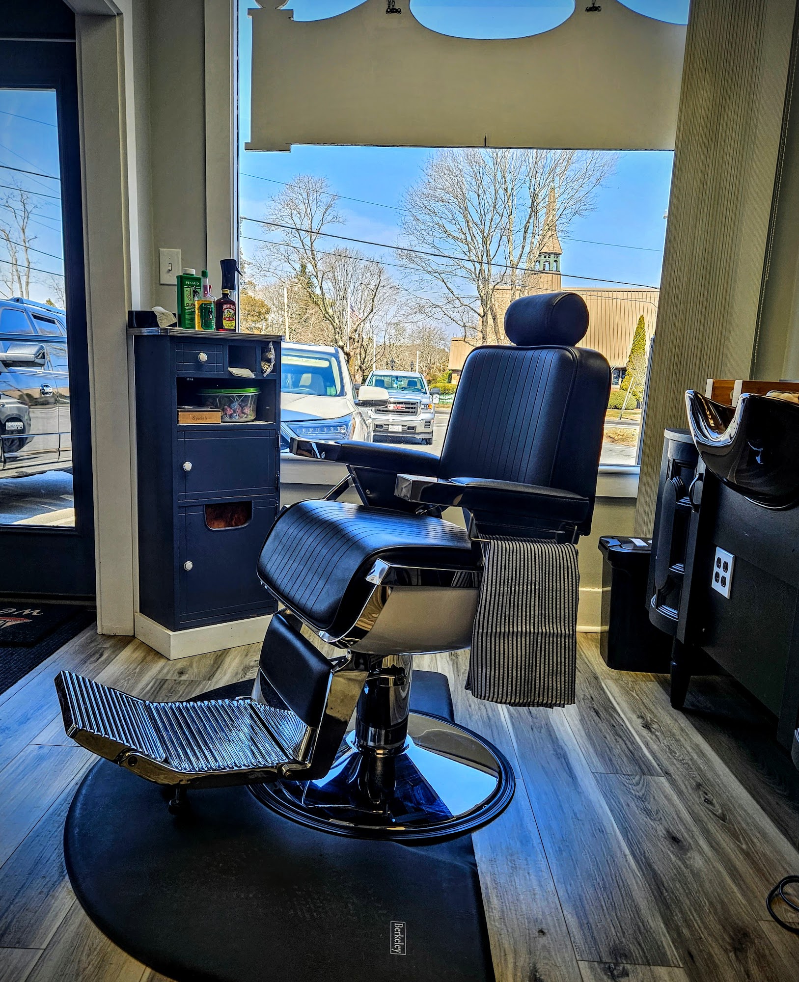 Pocasset Barber Shop