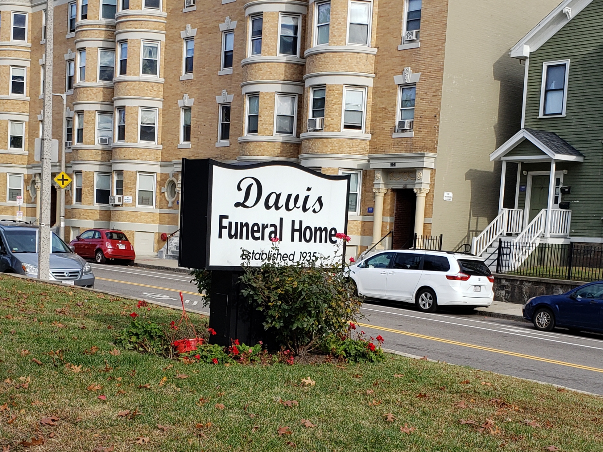 Davis Funeral Homes Inc