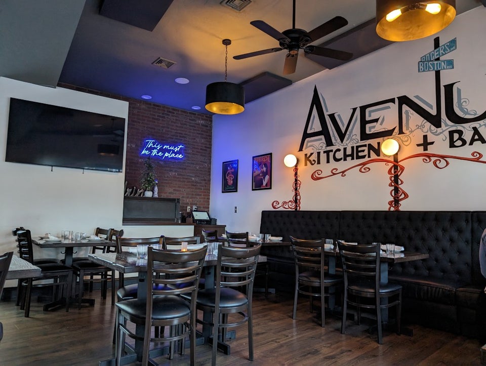 Avenue kitchen + bar