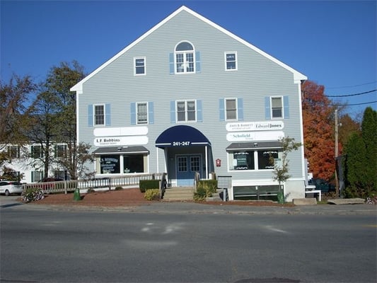 Townsend Floors and Interiors 241 Main St, Townsend Massachusetts 01469