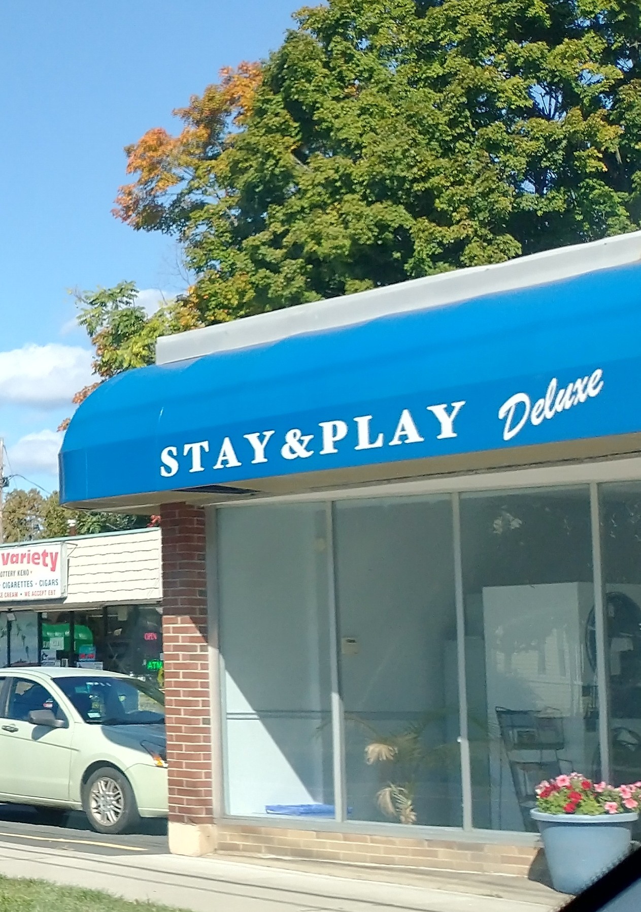 Stay & Play Laundromat