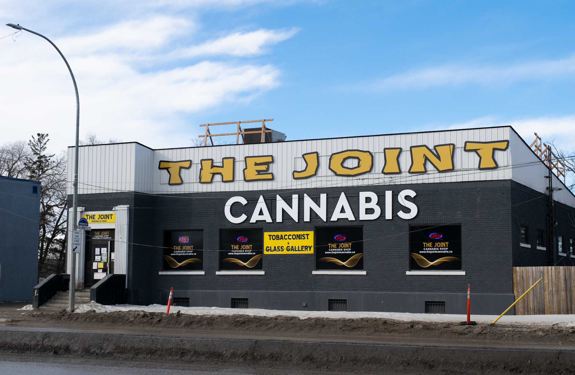 The Joint Cannabis Store And Vape Shop - St. Marys Winnipeg