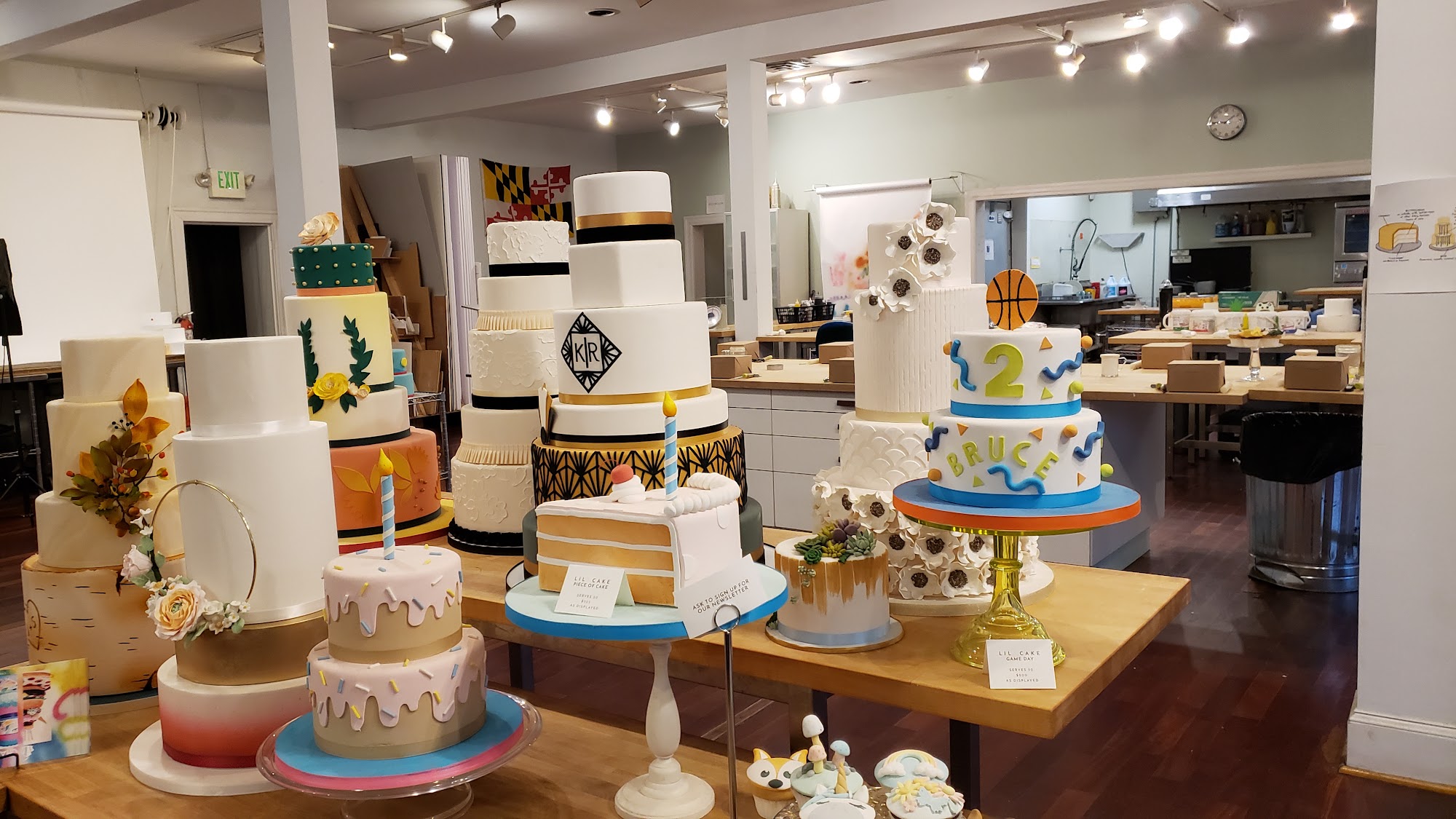 Charm City Cakes