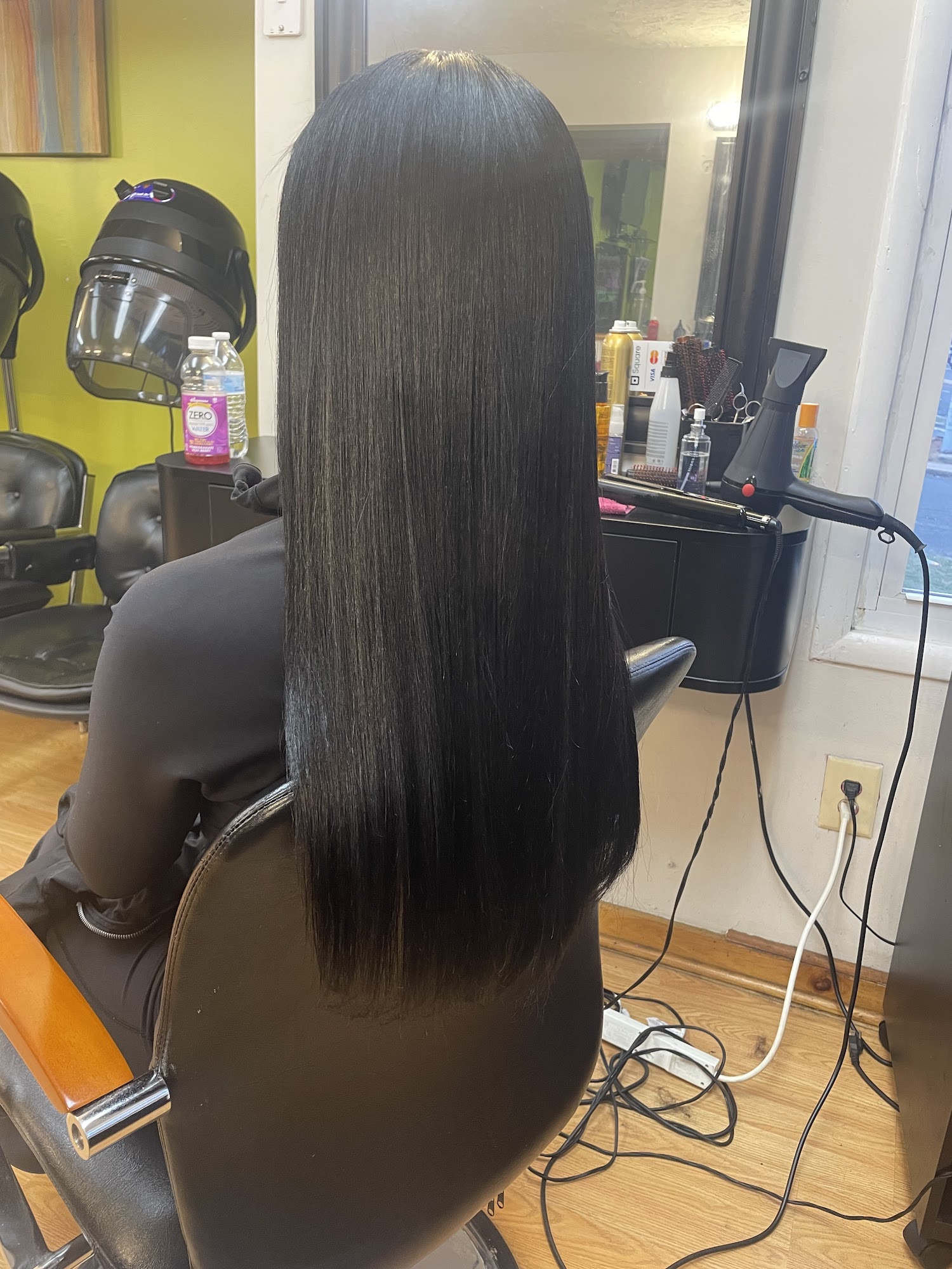 L & M Dominican Hair Salon 5601 Annapolis Rd, Bladensburg Maryland 20710