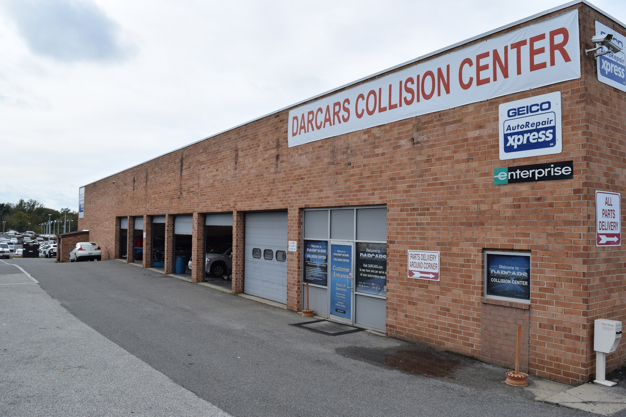 DARCARS Collision Center of Marlow Heights