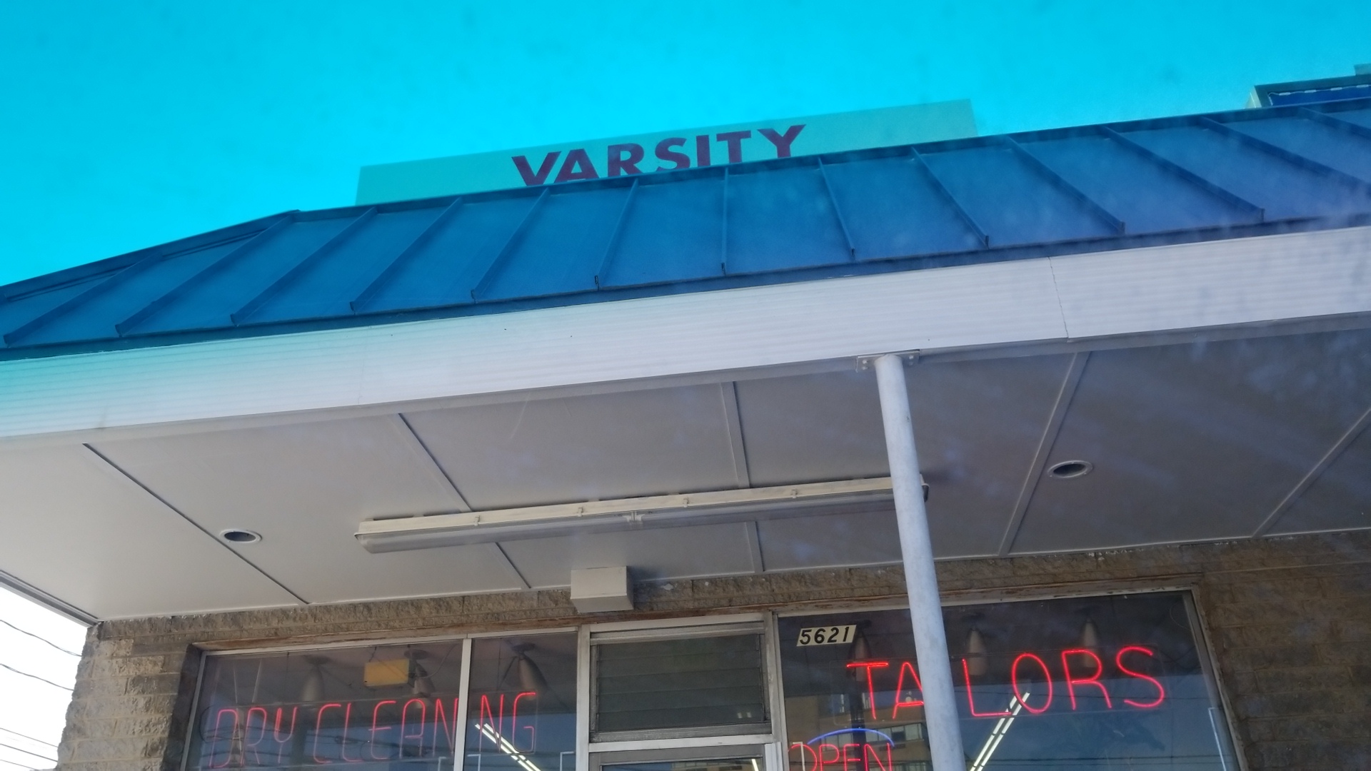 Varsity Cleaners & Tailors