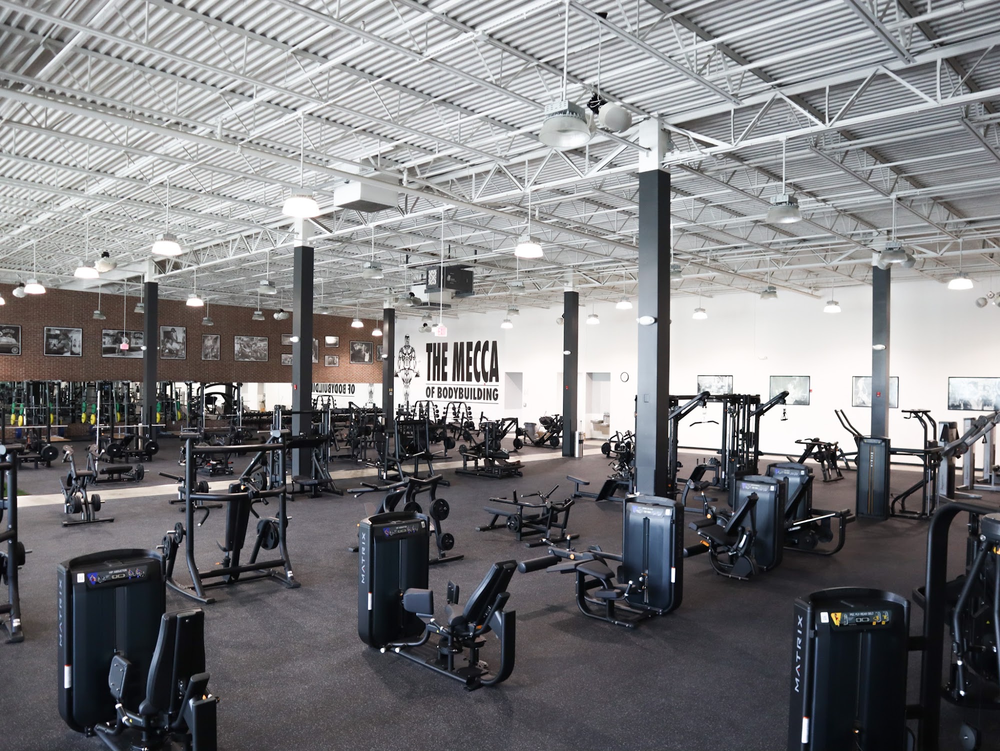 Gold's Gym - Germantown