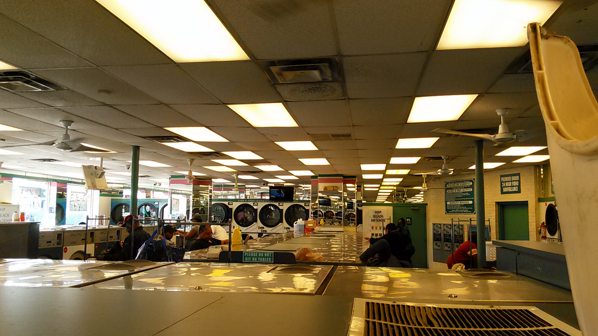 Oxon Hill Laundromat