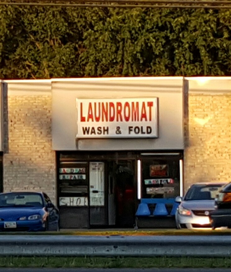 Lee's Coin Laundromat