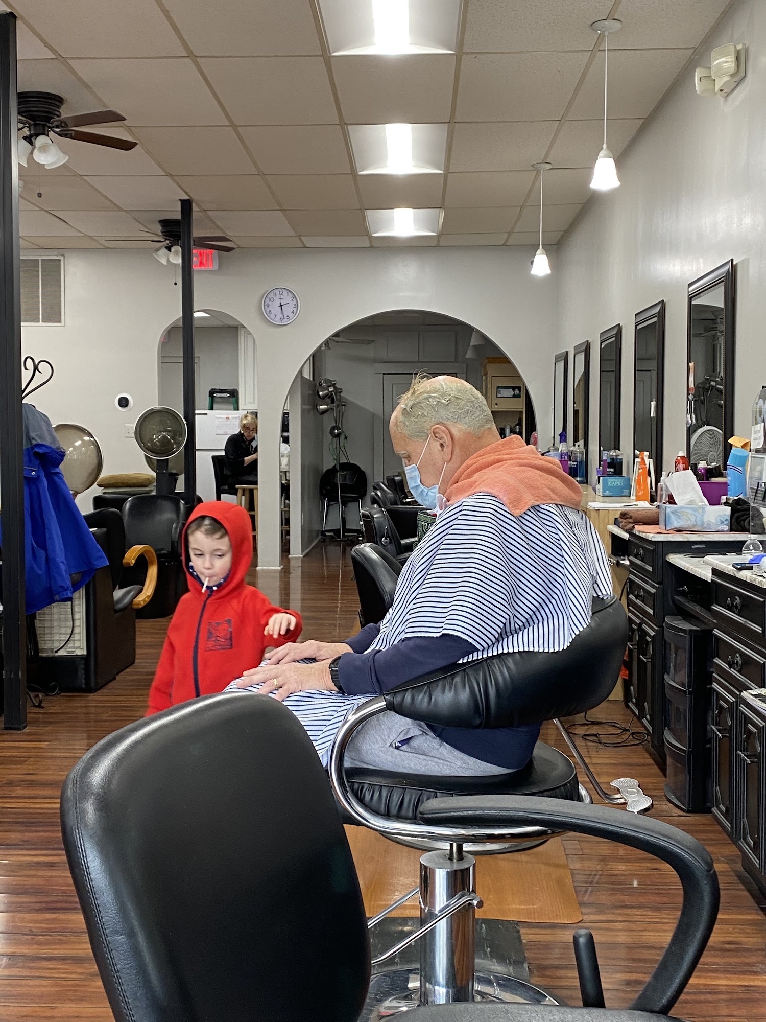 Unisex Barber Shop