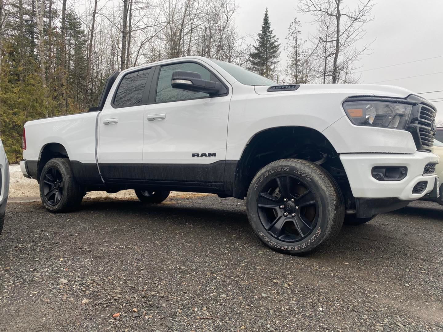 New England Motors 1147 Dexter Rd, Corinna, ME 04928