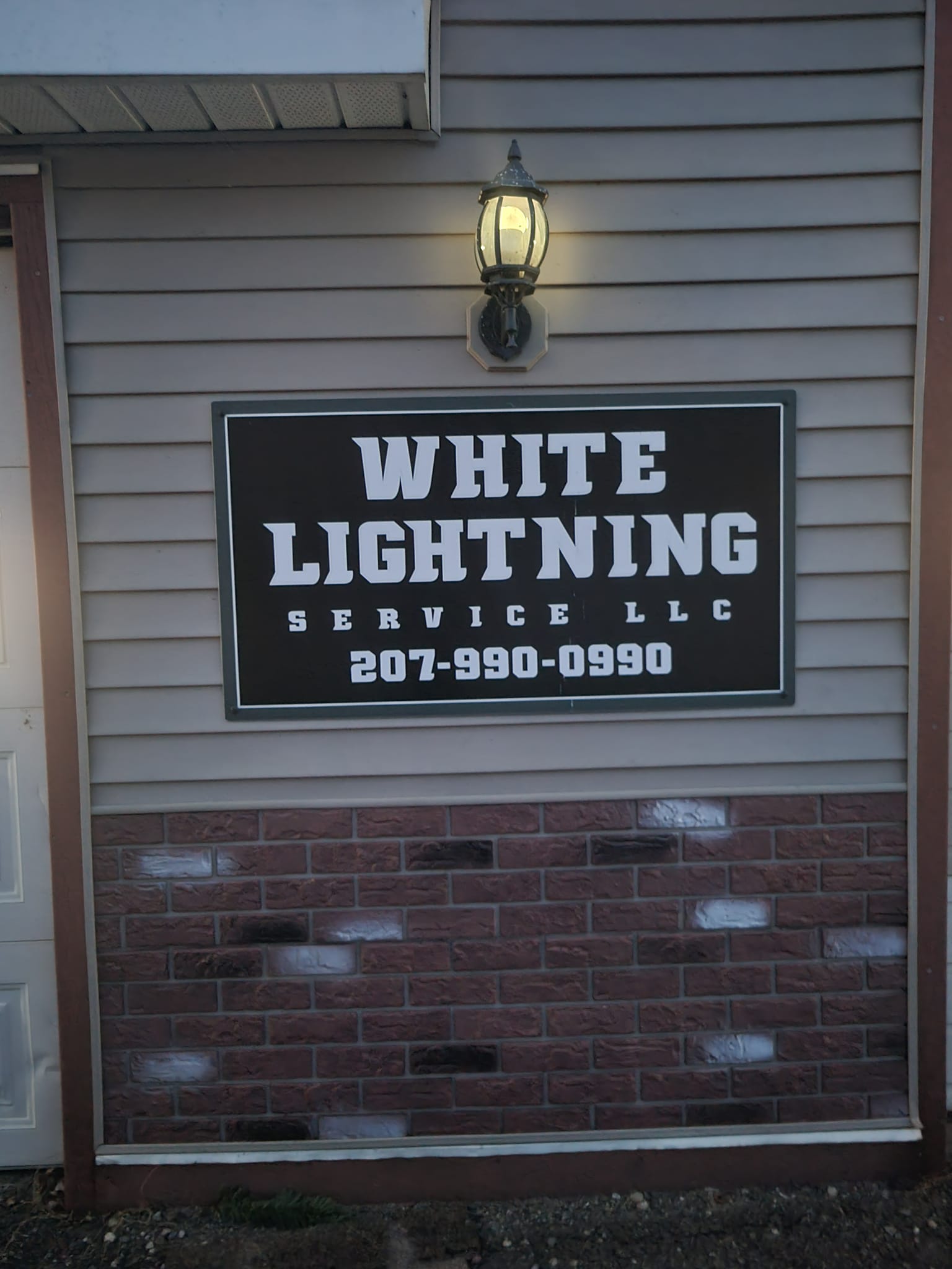 White Lightning Service LLC 2904 Broadway, Glenburn Maine 04401