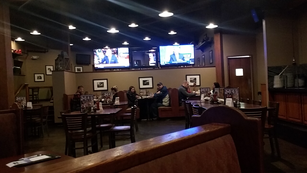 Peppino's Pizzeria & Sports Grille