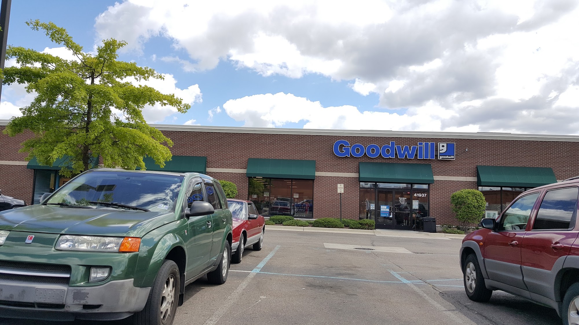 Goodwill Store and Donations: Canton